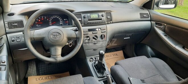 Toyota Corolla 2006, 198,000 km - 1.4 l - Bakı