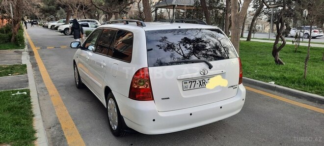 Toyota Corolla 2006, 198,000 km - 1.4 l - Bakı
