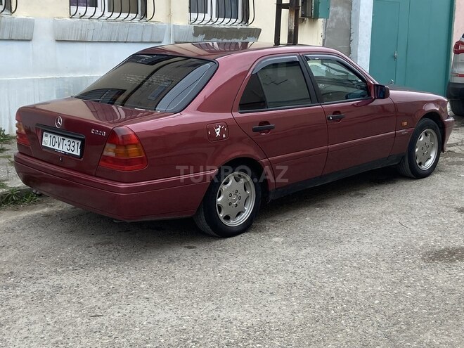 Mercedes C 220 1993, 297,620 km - 2.2 l - Bakı