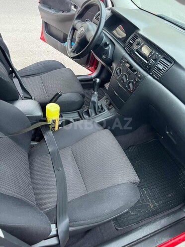 Toyota Corolla 2006, 284,447 km - 1.4 l - Bakı