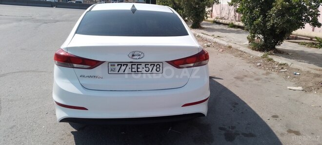 Hyundai Elantra 2018, 70,000 km - 2.0 l - Bakı