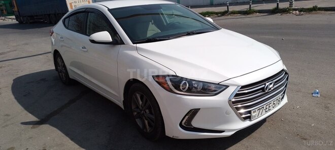Hyundai Elantra 2018, 70,000 km - 2.0 l - Bakı