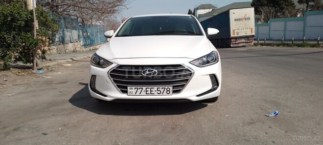 Hyundai Elantra 2018, 70,000 km - 2.0 l - Bakı