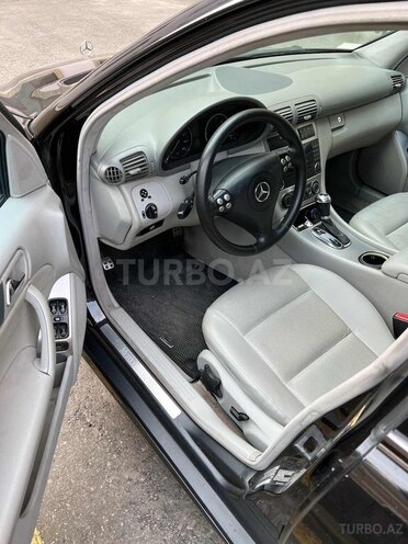 Mercedes C 230 2005, 213,800 km - 2.5 l - Bakı