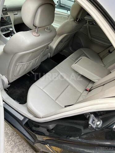 Mercedes C 230 2005, 213,800 km - 2.5 l - Bakı