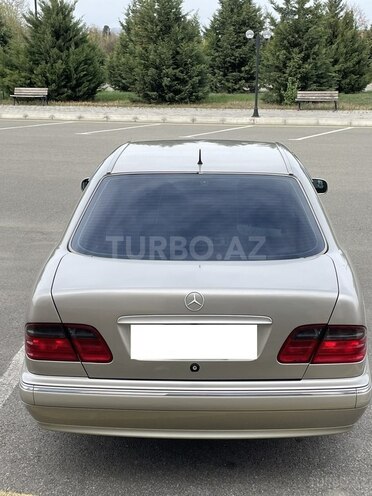 Mercedes E 220 1999, 286,750 km - 2.2 l - Ağdaş