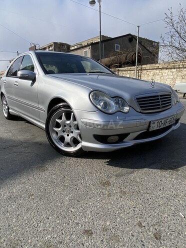 Mercedes C 200 2001, 495,000 km - 2.0 l - Bakı
