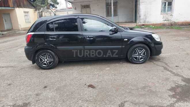 Kia Rio 2005, 263,650 km - 1.4 l - Qazax