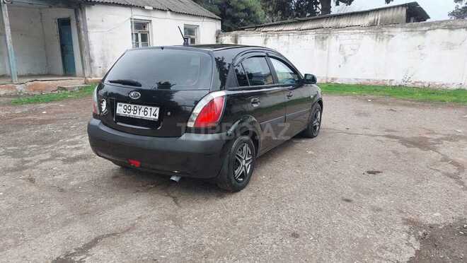 Kia Rio 2005, 263,650 km - 1.4 l - Qazax