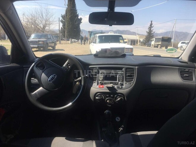 Kia Rio 2009, 190,060 km - 1.4 l - Gəncə