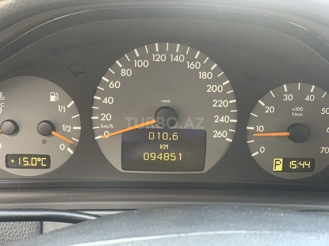 Mercedes E 320 2001, 94,851 km - 3.2 л - Bakı