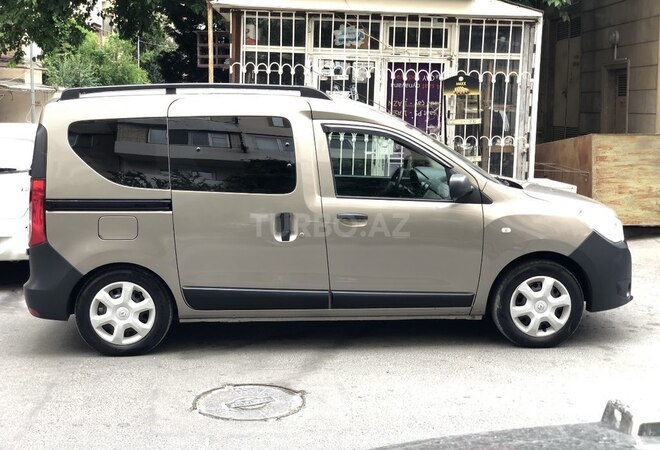 Renault Dokker 2014, 239,000 km - 1.6 l - Bakı