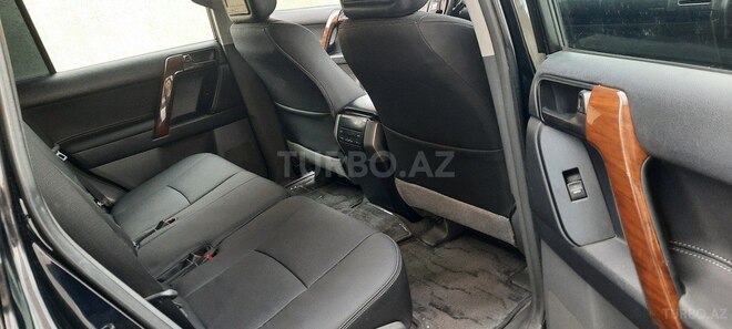 Toyota Prado 2011, 220,000 km - 2.7 l - Bakı