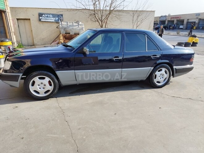 Mercedes E 250 1992, 325,000 km - 2.5 l - Bakı