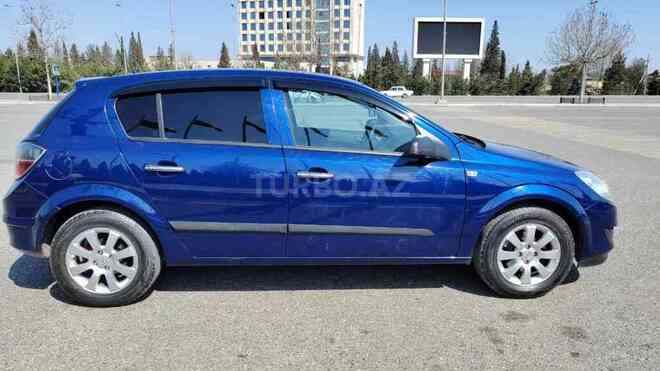 Opel Astra 2009, 215,000 km - 1.4 l - Gəncə