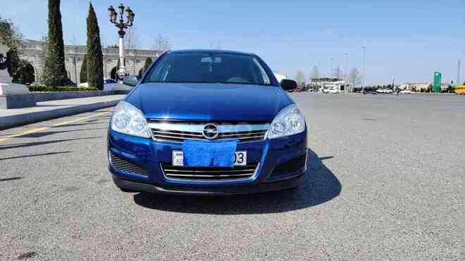 Opel Astra 2009, 215,000 km - 1.4 l - Gəncə