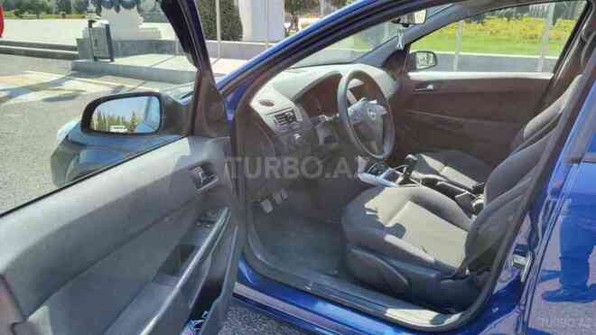 Opel Astra 2009, 215,000 km - 1.4 l - Gəncə