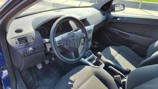 Opel Astra 2009, 215,000 km - 1.4 l - Gəncə