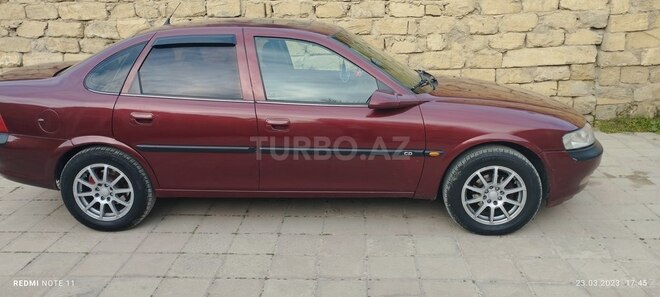Opel Vectra 1997, 150,000 km - 1.8 l - Bakı