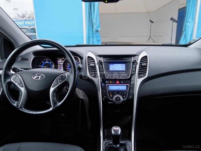 Hyundai i30 2015, 230,000 km - 1.6 l - Bakı