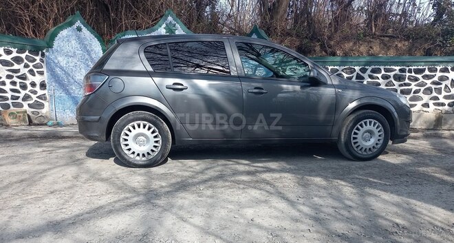 Opel Astra 2009, 308,465 km - 1.3 l - Zaqatala
