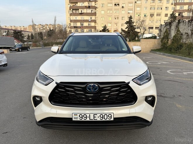 Toyota Highlander 2021, 24,000 km - 2.5 l - Bakı