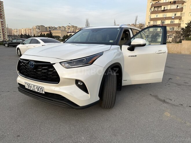Toyota Highlander 2021, 24,000 km - 2.5 l - Bakı