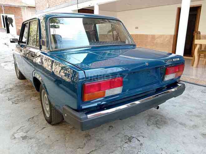 LADA (VAZ) 2107 2009, 35,460 km - 1.6 л - Yevlax