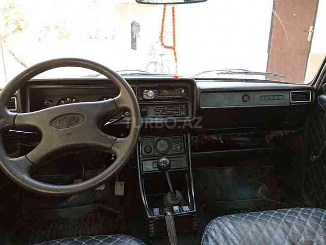 LADA (VAZ) 2107 2009, 35,460 km - 1.6 л - Yevlax