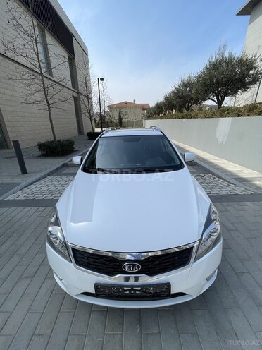 Kia Ceed 2010, 219,900 km - 1.6 l - Bakı