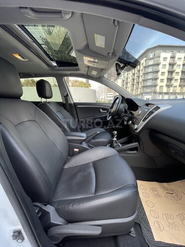Kia Ceed 2010, 219,900 km - 1.6 l - Bakı
