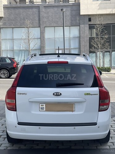 Kia Ceed 2010, 219,900 km - 1.6 l - Bakı