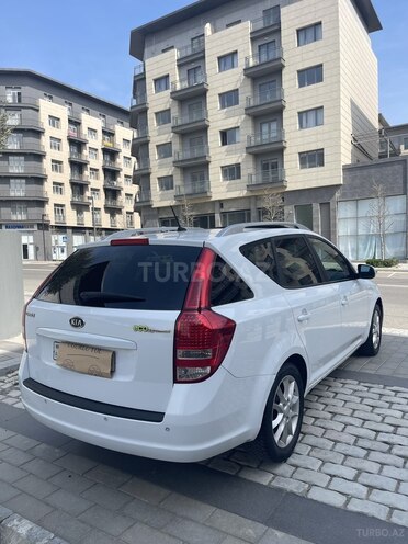 Kia Ceed 2010, 219,900 km - 1.6 l - Bakı