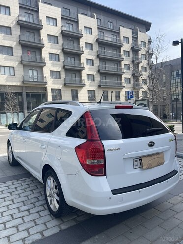 Kia Ceed 2010, 219,900 km - 1.6 l - Bakı