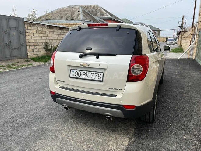 Chevrolet Captiva 2011, 144,000 km - 2.4 l - Quba
