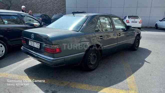 Mercedes E 230 1990, 375,000 km - 2.3 л - Sumqayıt