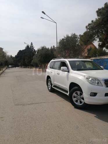 Toyota Prado 2012, 134,700 km - 2.7 л - Bakı