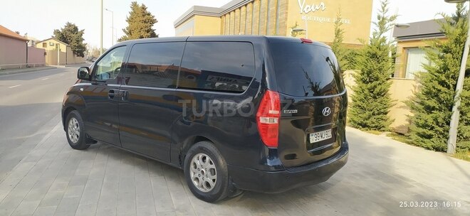 Hyundai H-1 2010, 498,880 km - 2.5 l - Bakı