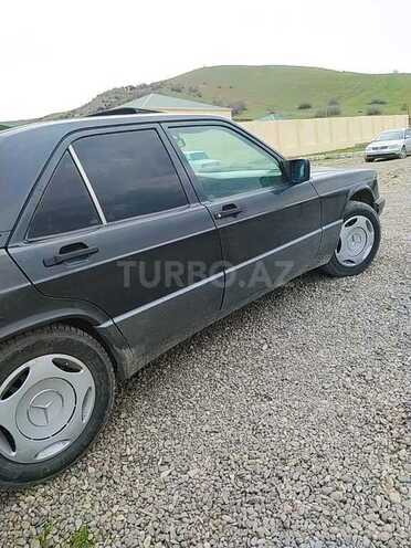 Mercedes 190 1992, 348,000 km - 2.0 l - Qazax