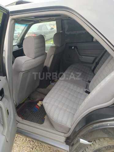 Mercedes 190 1992, 348,000 km - 2.0 l - Qazax