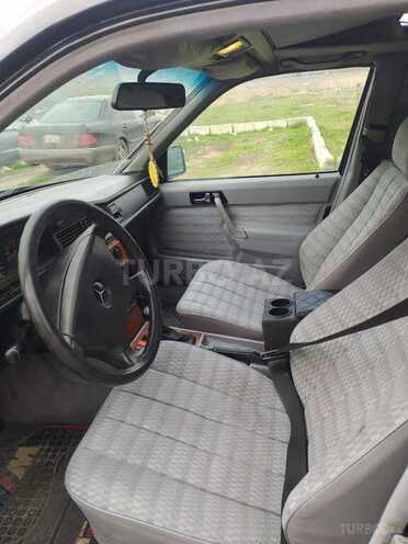 Mercedes 190 1992, 348,000 km - 2.0 l - Qazax