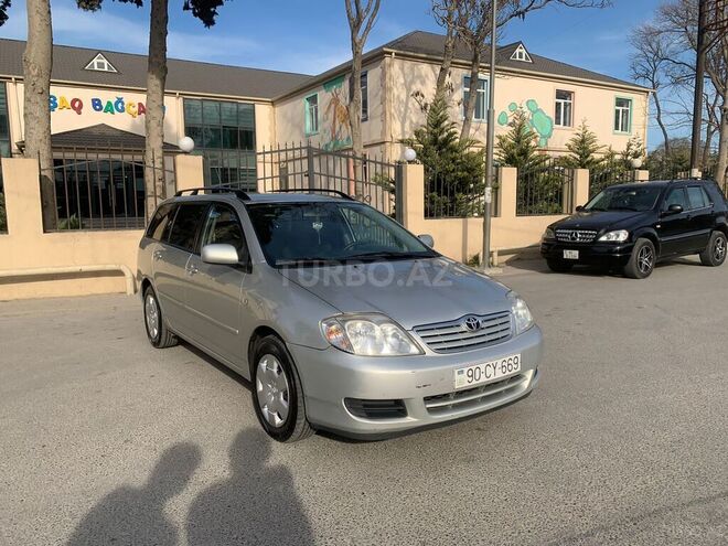 Toyota Corolla 2005, 390,000 km - 1.4 l - Bakı