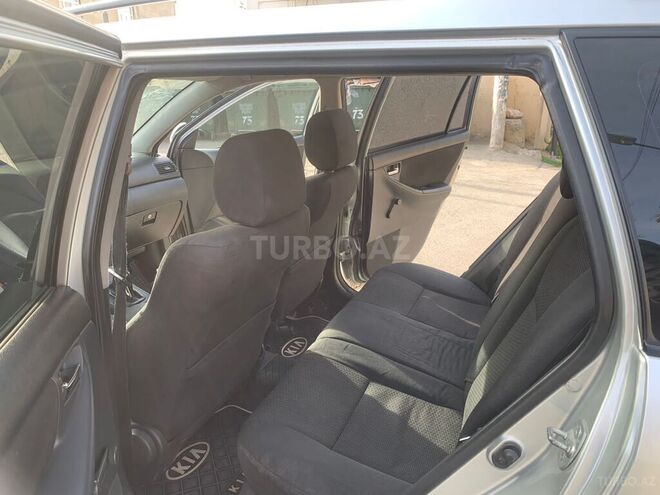 Toyota Corolla 2005, 390,000 km - 1.4 l - Bakı