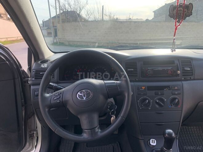 Toyota Corolla 2005, 390,000 km - 1.4 l - Bakı