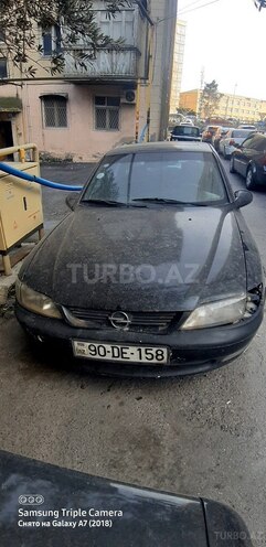 Opel Vectra 1997, 210,000 km - 2.0 l - Bakı