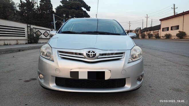 Toyota Auris 2010, 280,000 km - 1.4 l - Bakı