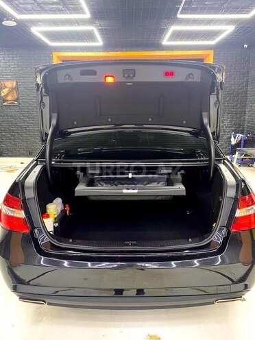Mercedes E 350 2012, 169,000 km - 3.5 l - Bakı
