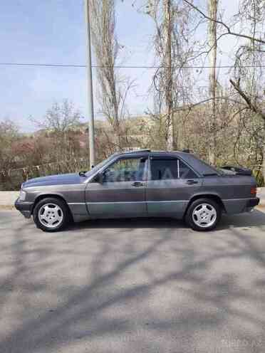 Mercedes 190 1990, 250,000 km - 2.0 l - Göyçay