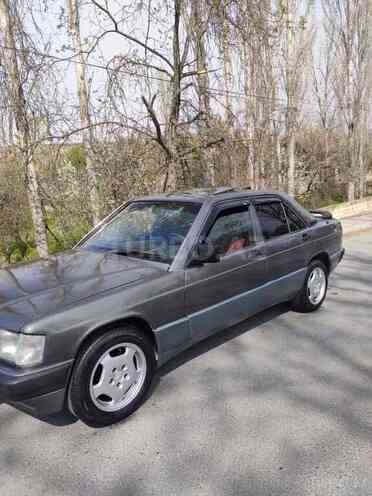 Mercedes 190 1990, 250,000 km - 2.0 l - Göyçay