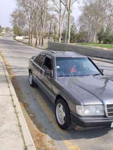 Mercedes 190 1990, 250,000 km - 2.0 l - Göyçay
